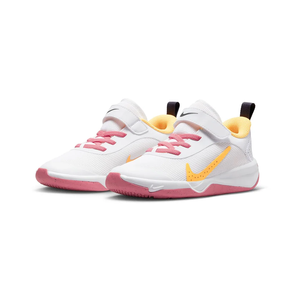 Nike Omni Multi Court DM9026-102 / weiss