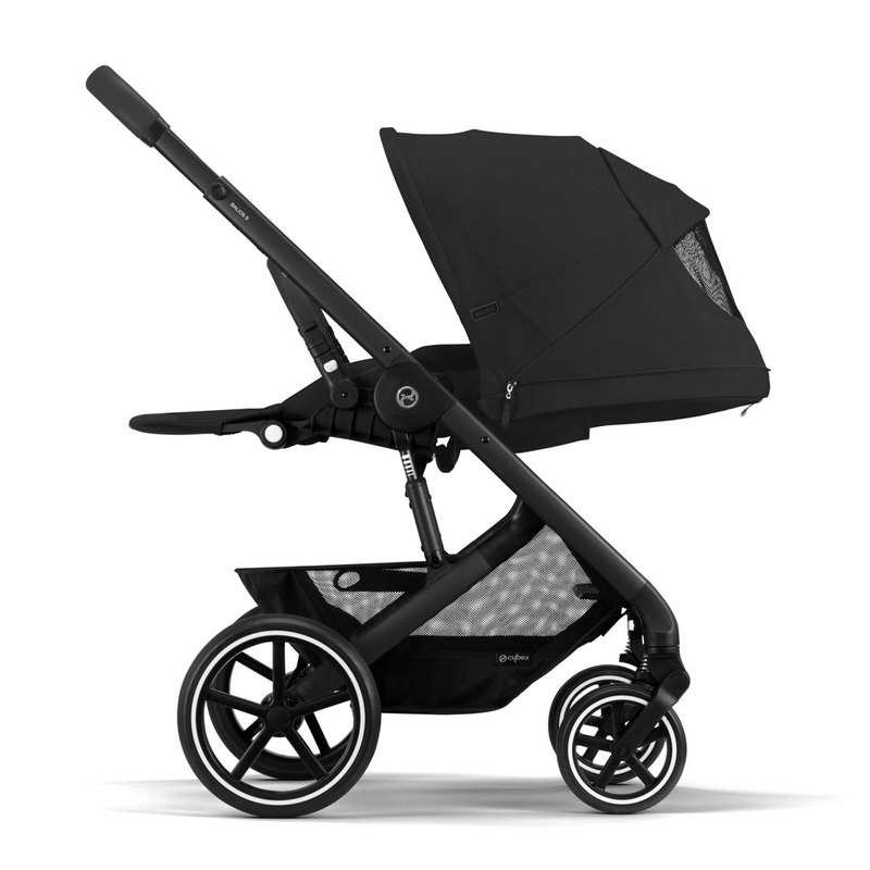 Poussette citadine Balios S lux moon black chassis noir Cybex