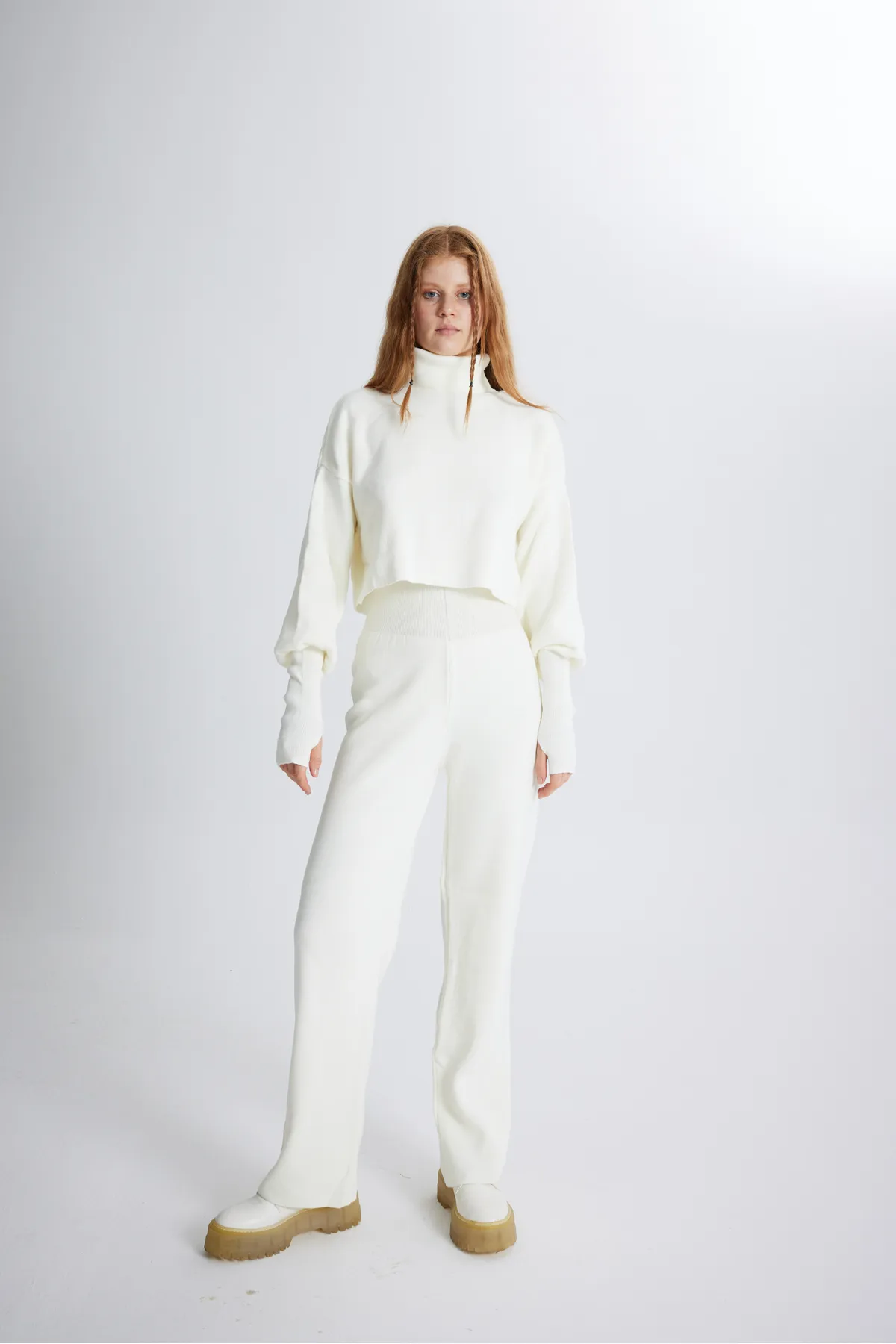 HOLLY LOLLY  Bottom Top Strickwaren Thinky Suit Weiß