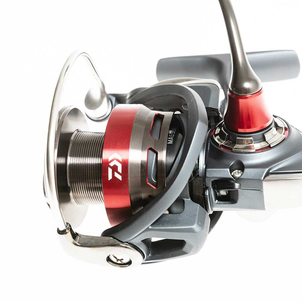 Daiwa Kix LT 3000 DC спининг рола