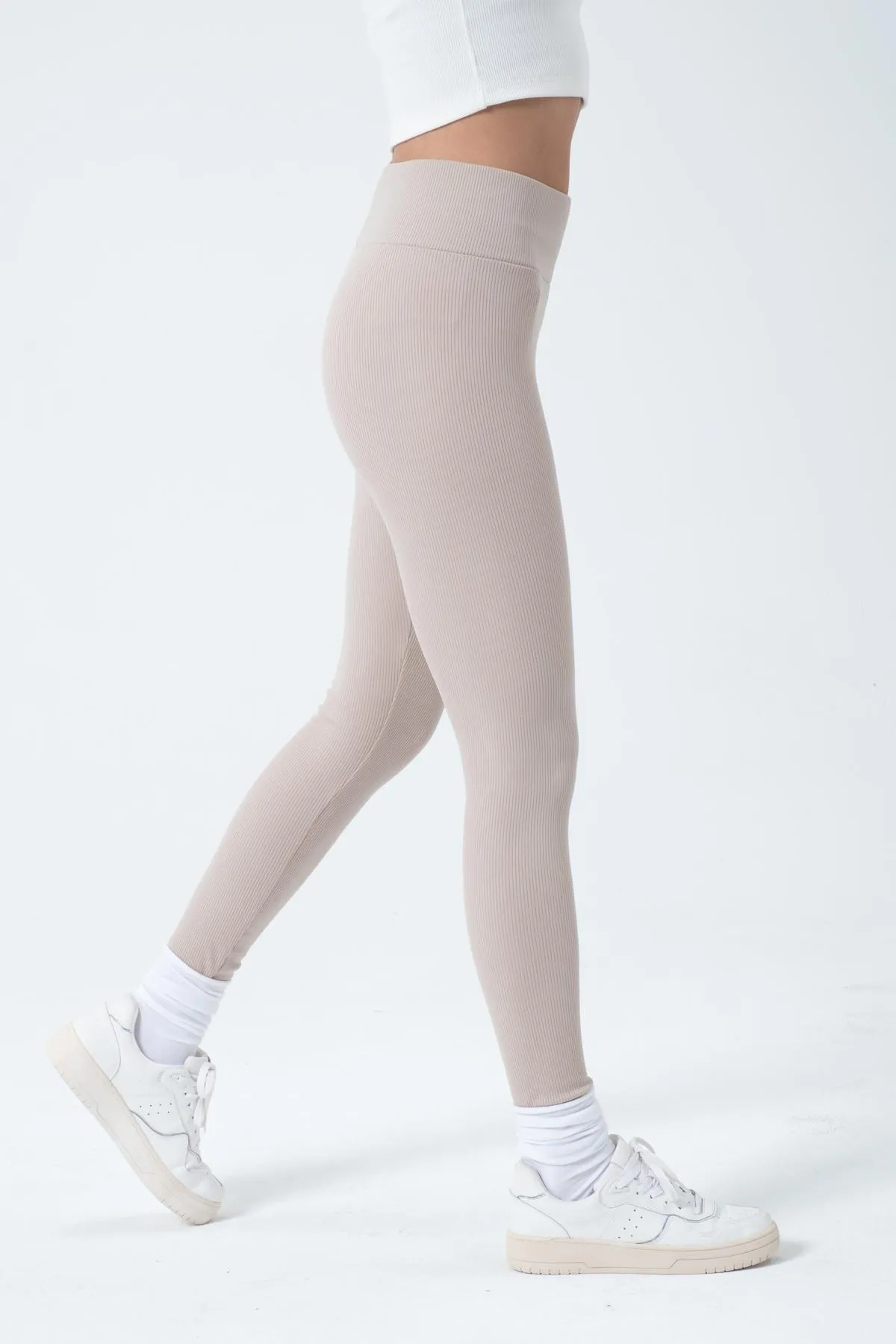 Domoda  Beige Fleece-Innenseite, elastisch, erhöht, gerippt, geraffte Interlock-Winterstrick-Leggings @verona