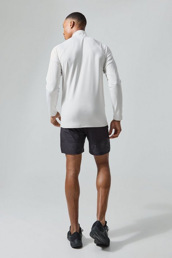 Man Active 2-in-1 Camouflage Shorts