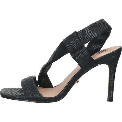 La Strada Pumps