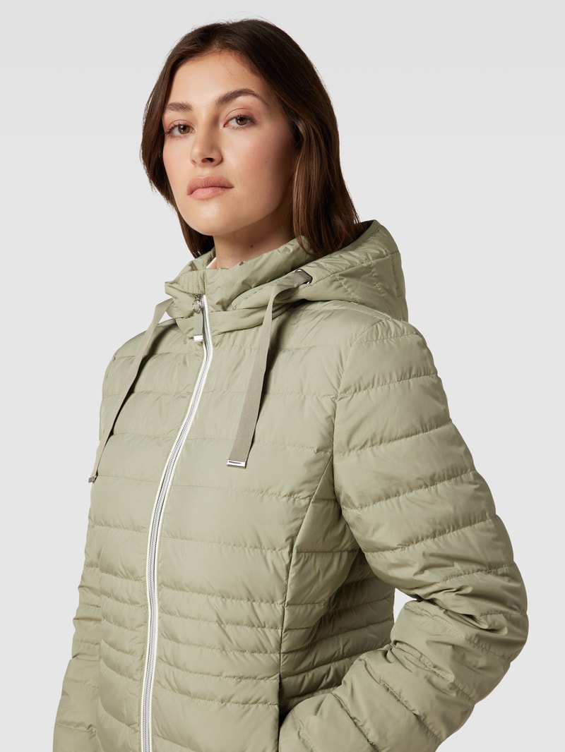 Daunenjacke mit Kapuze in lindgrün
