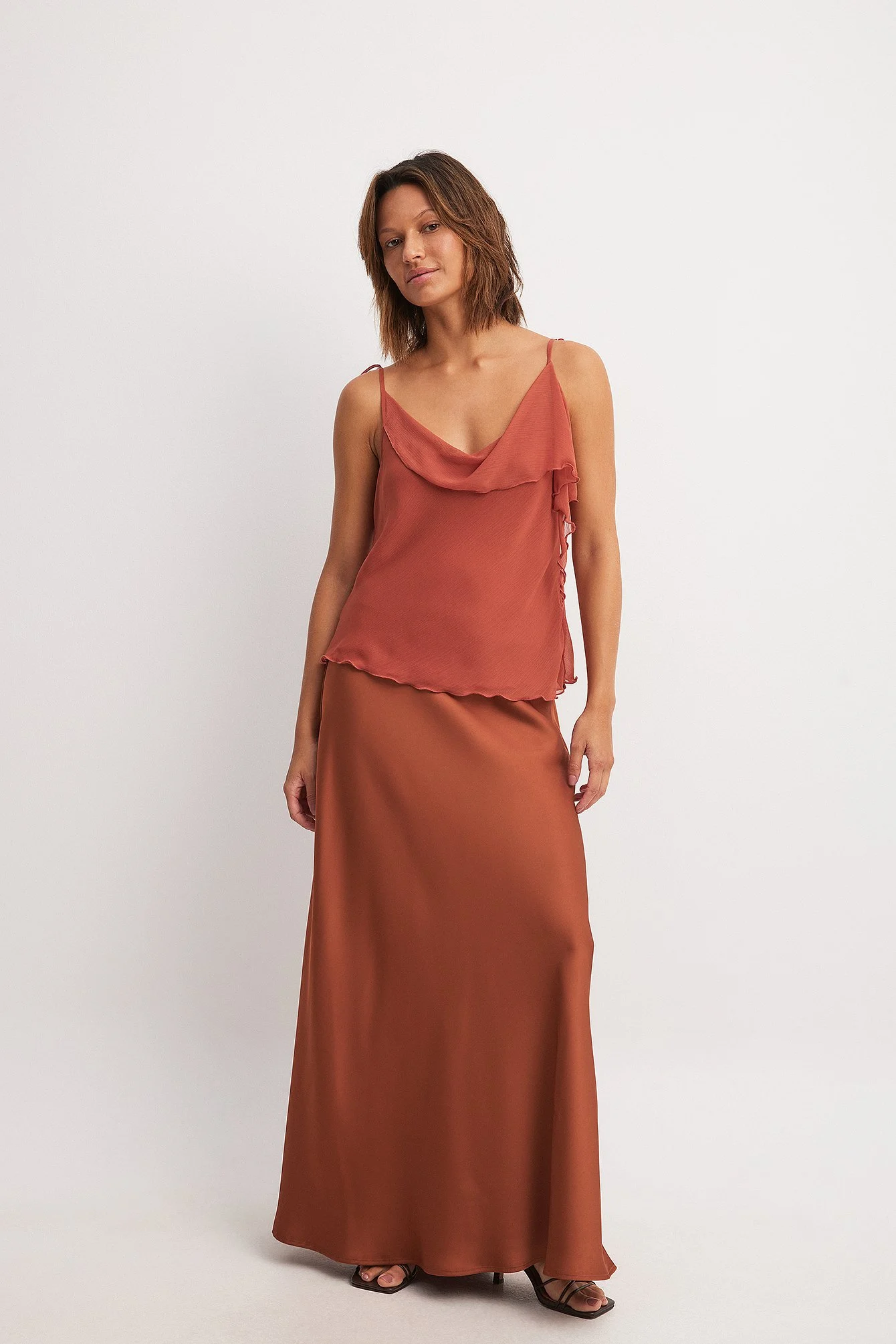 Chiffon-Oberteil mit Rüschen und Schnürung