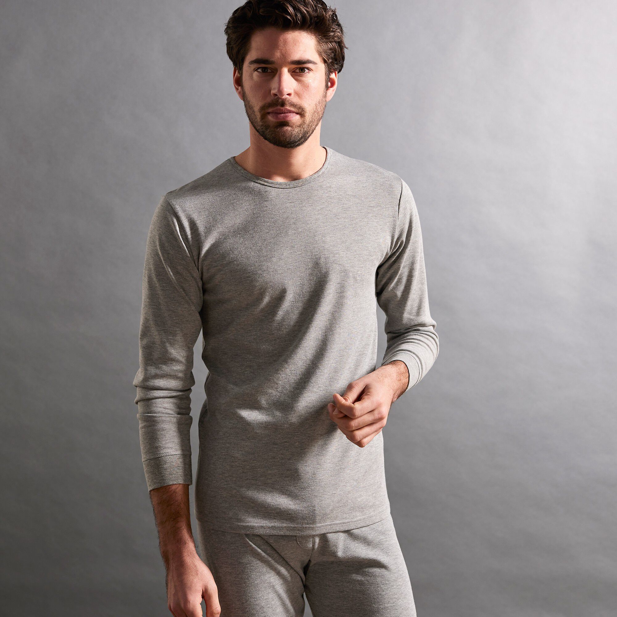Tee-shirt sous-vêtement homme col rond manches longues dos long coton