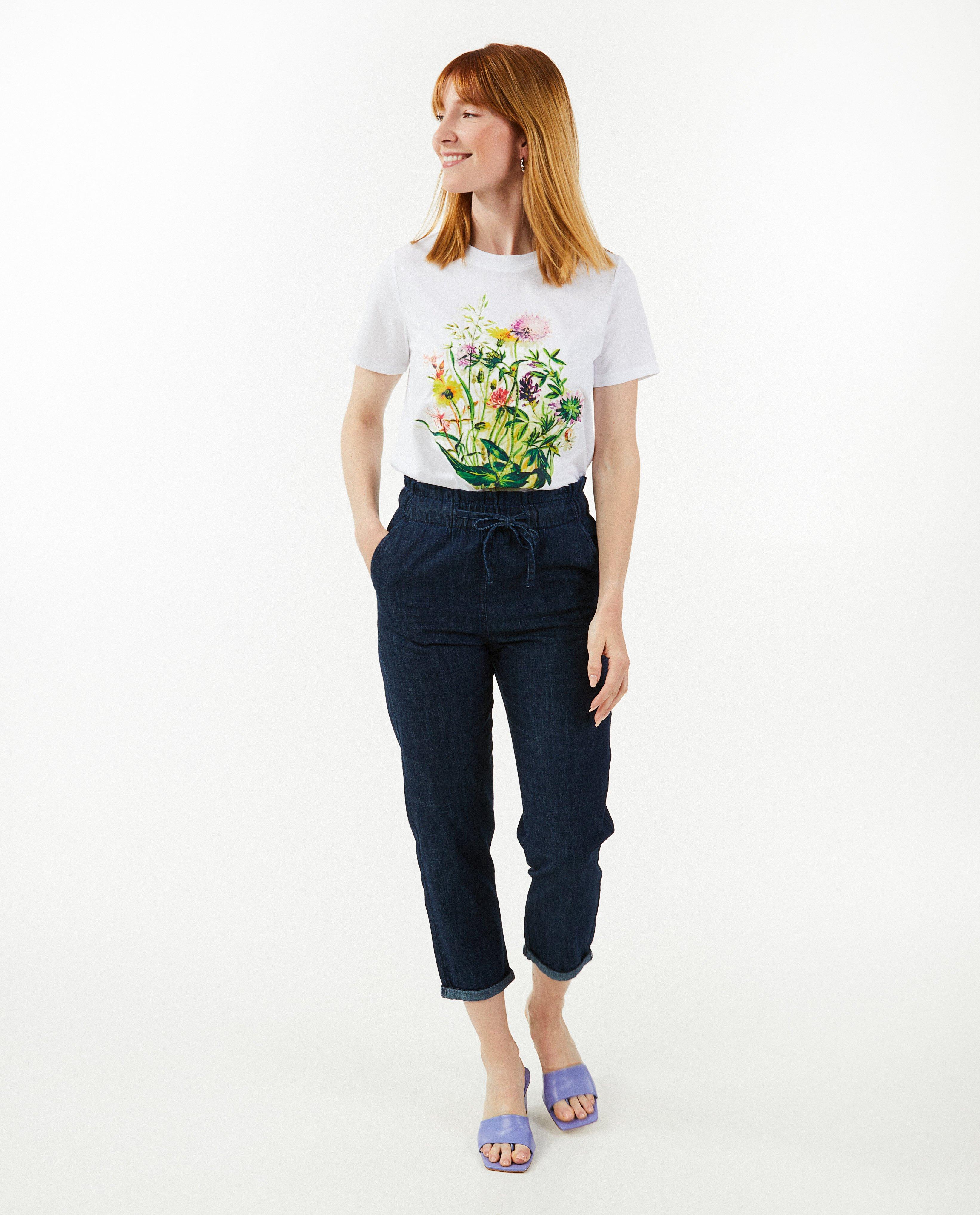 OVS Vit T-shirt med blommigt tryck vit