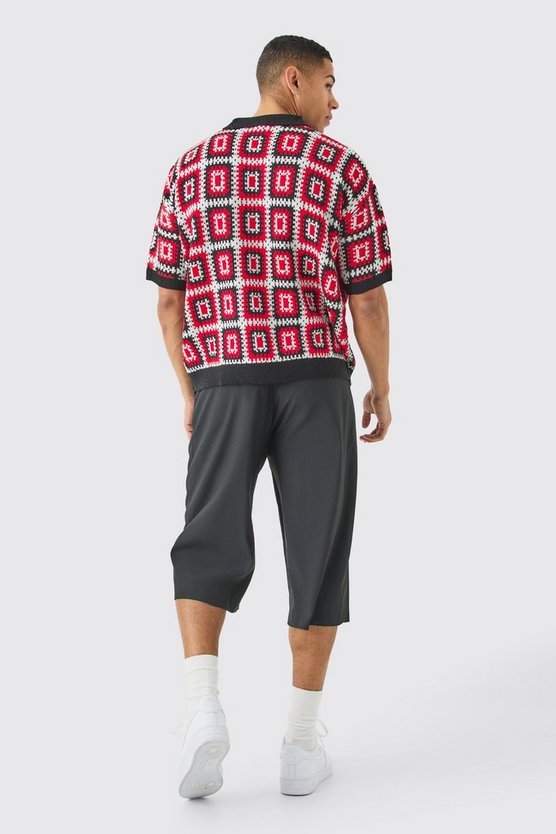 Kurzärmliges kastiges gehäkeltes Poloshirt in Rot