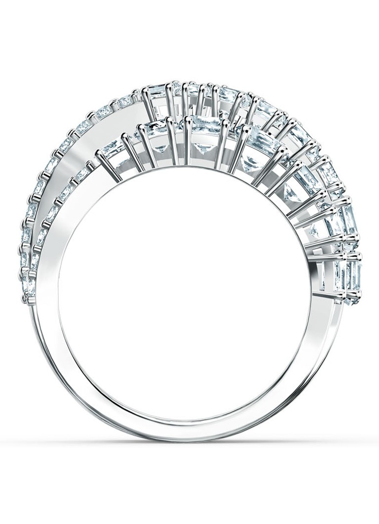 Inel Swarovski decorat cu cristale.