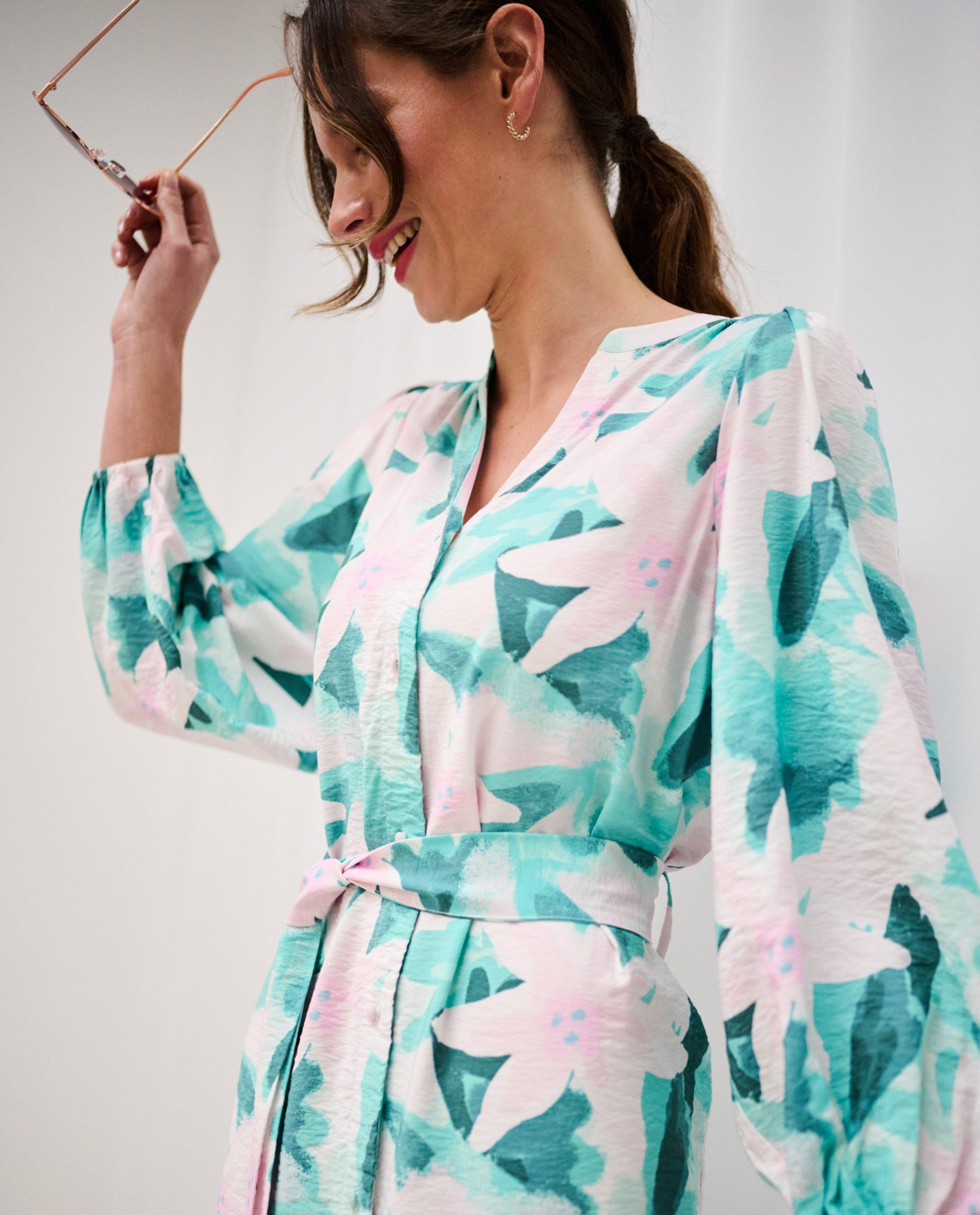 Rochie Sora cu imprimeu floral roz