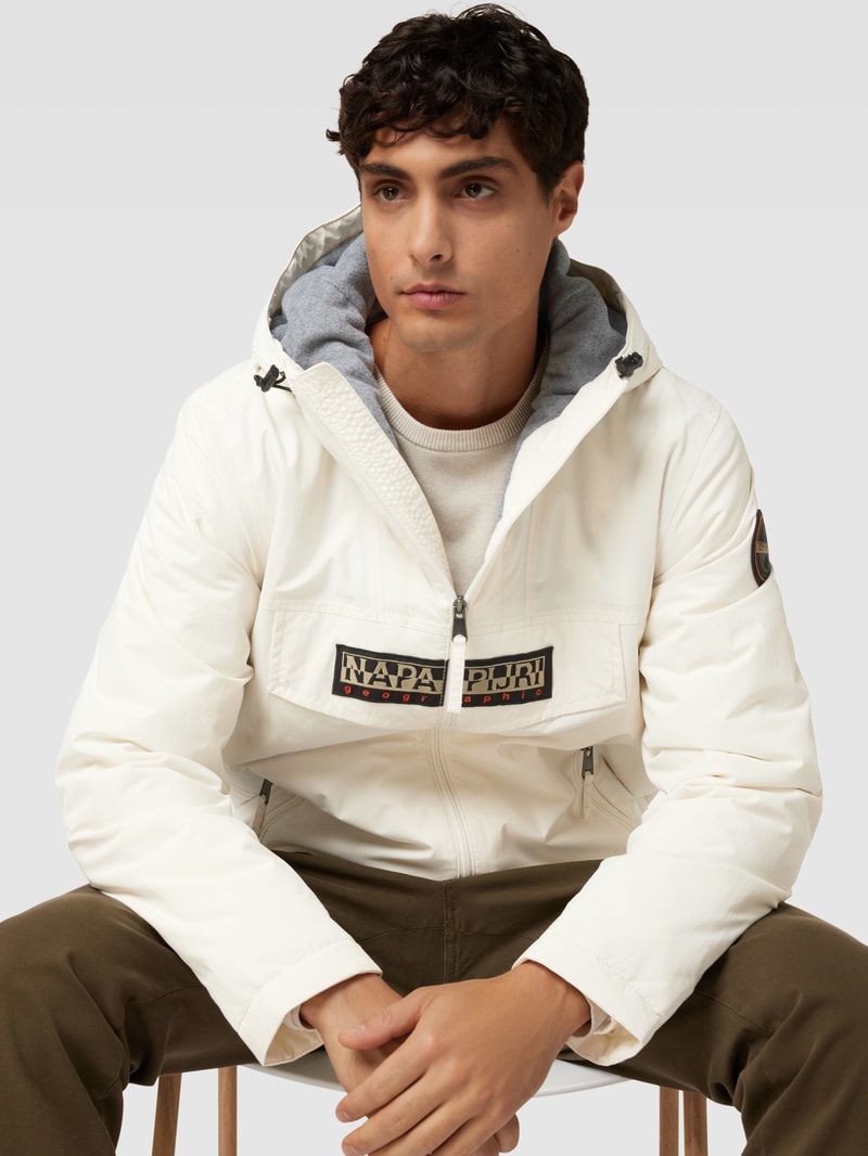 Jacke mit Label-Stitching Modell 'RAINFOREST' in offwhite
