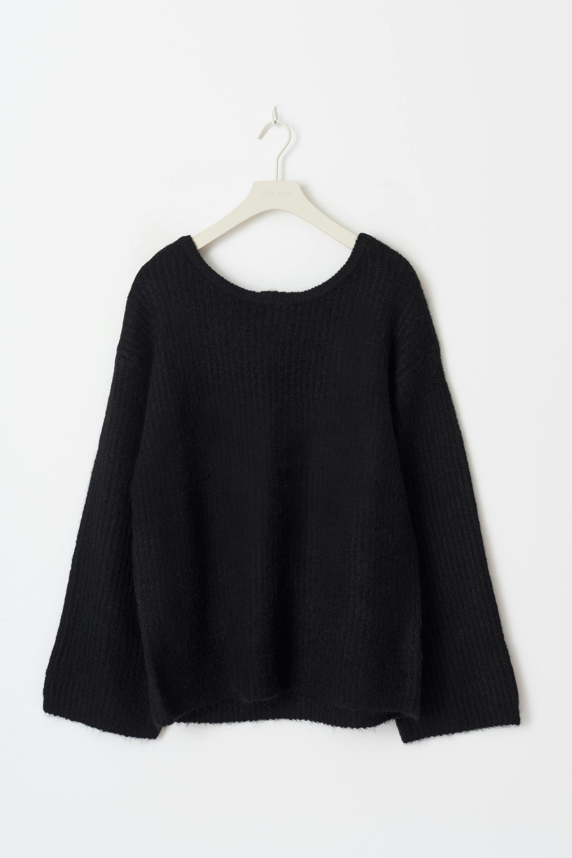 Knitted bow sweater