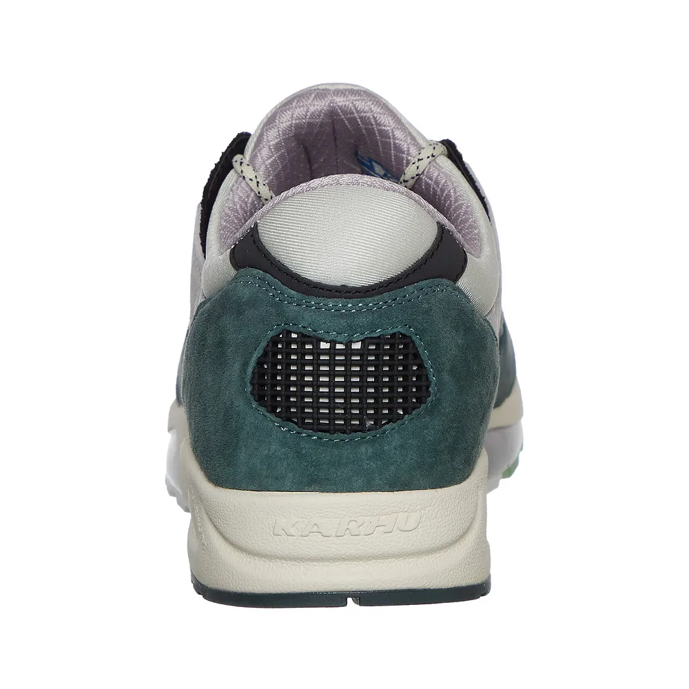 Karhu Aria 95 F803099 / weiss