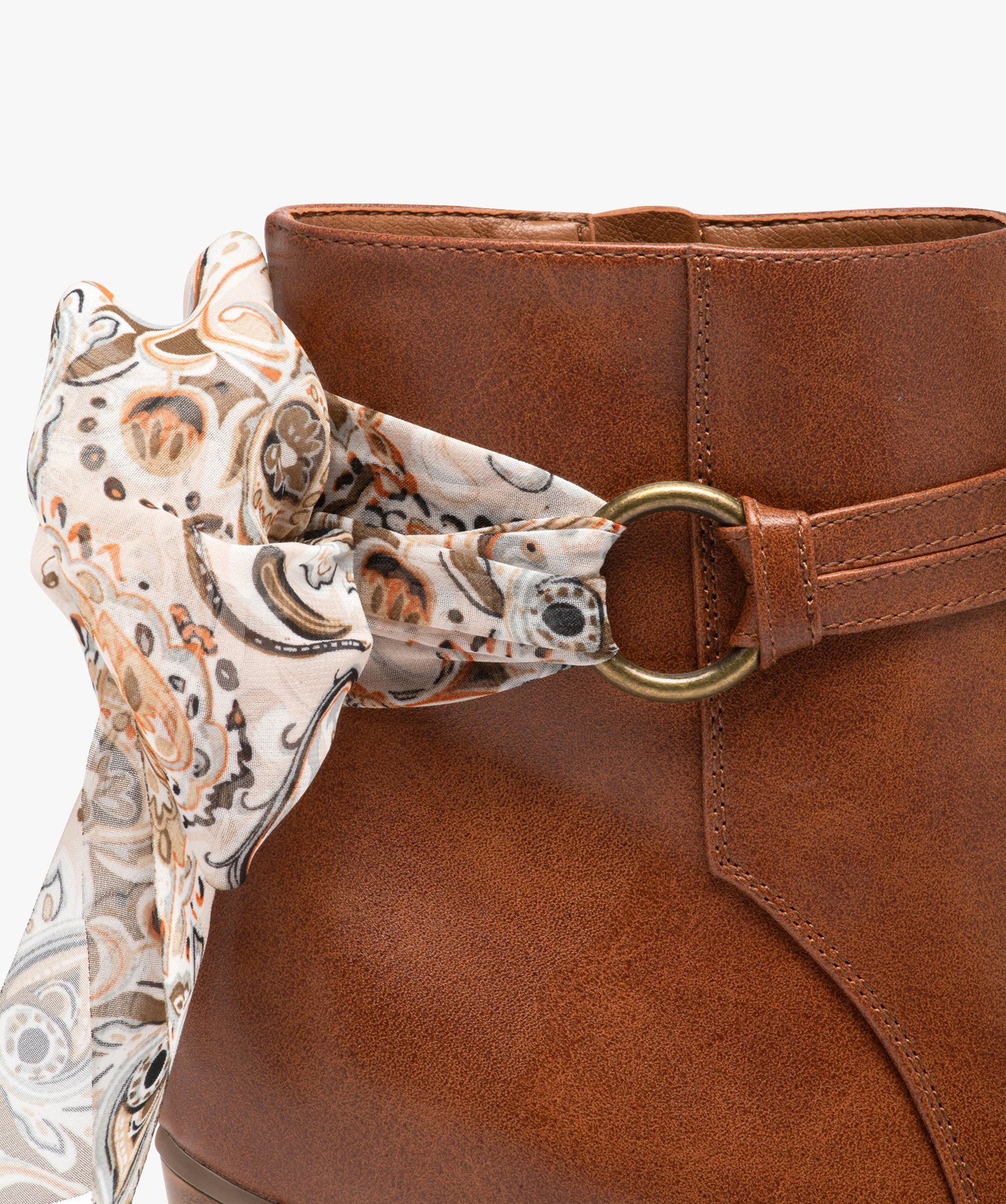 Boots femme à talon avec dessus uni et bride foulard camel | GEMO