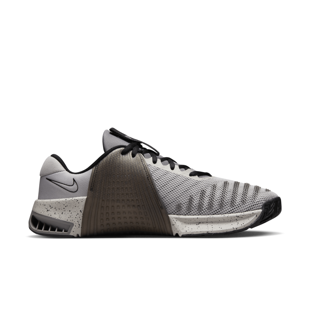 Nike Metcon 9 DZ2617-004 / grau