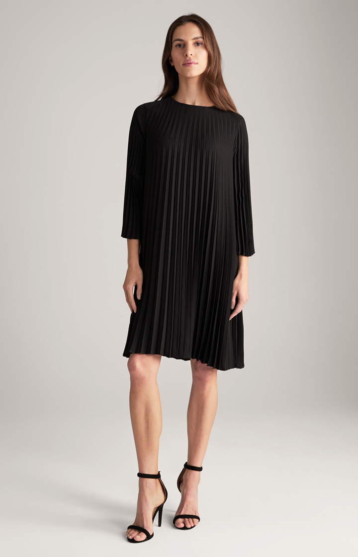 Plissee-Kleid in Schwarz