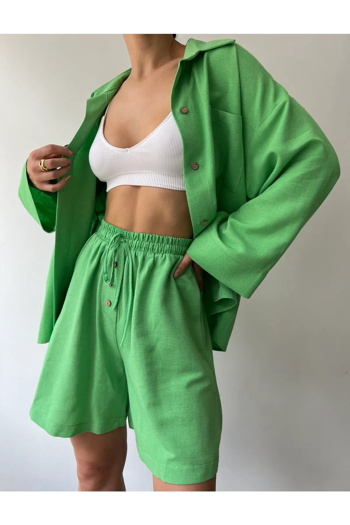 MAİ COLLECTİON  Budva Pistaziengrünes Leinen-Shorts-Set für Damen