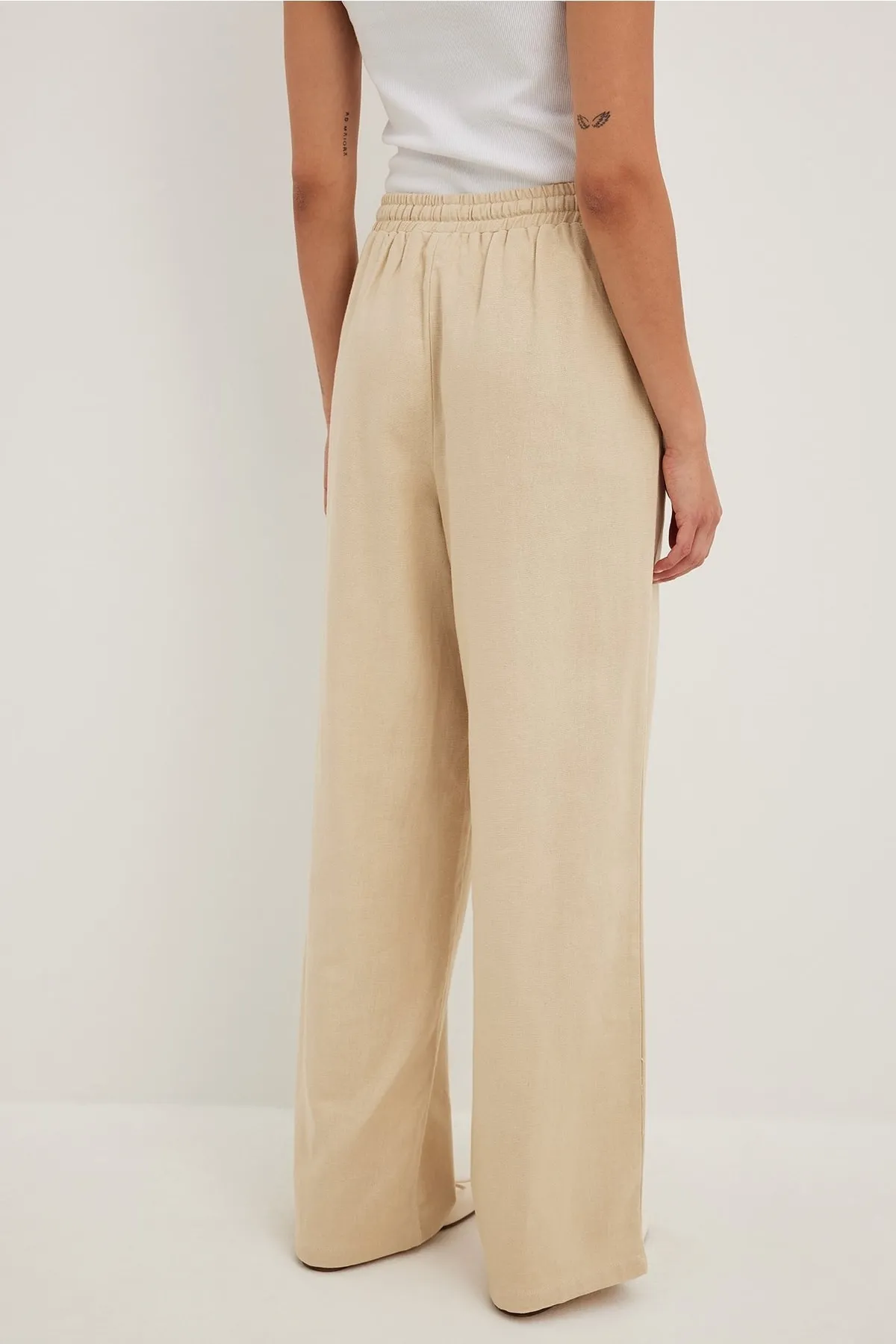 NA-KD  Leinenhose mit elastischem Bund