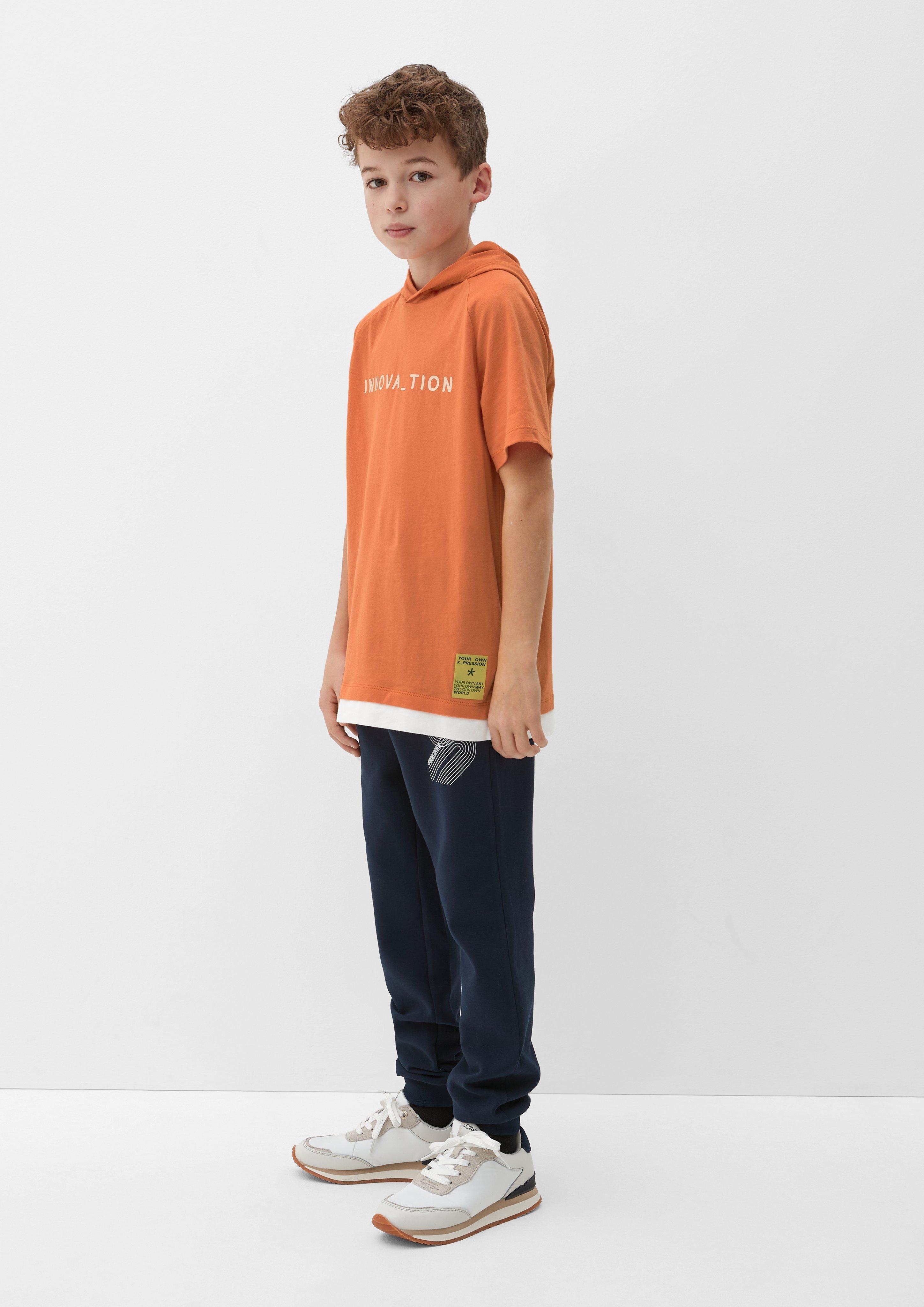 Kapuzenshirt mit Layering-Detail  2128289-2140