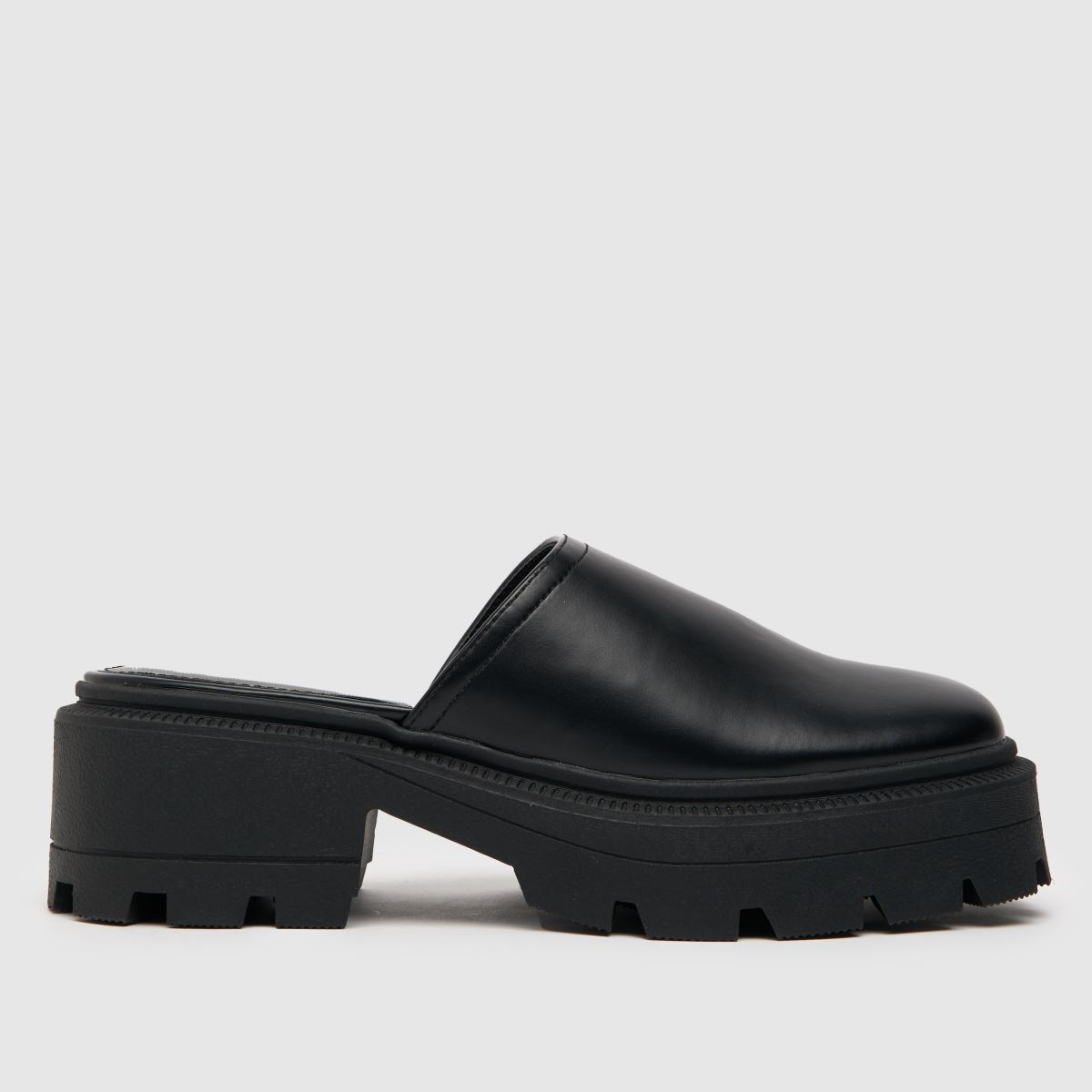 Schuh Tinsley zárt orrú, vastag öszvér szandál fekete színben