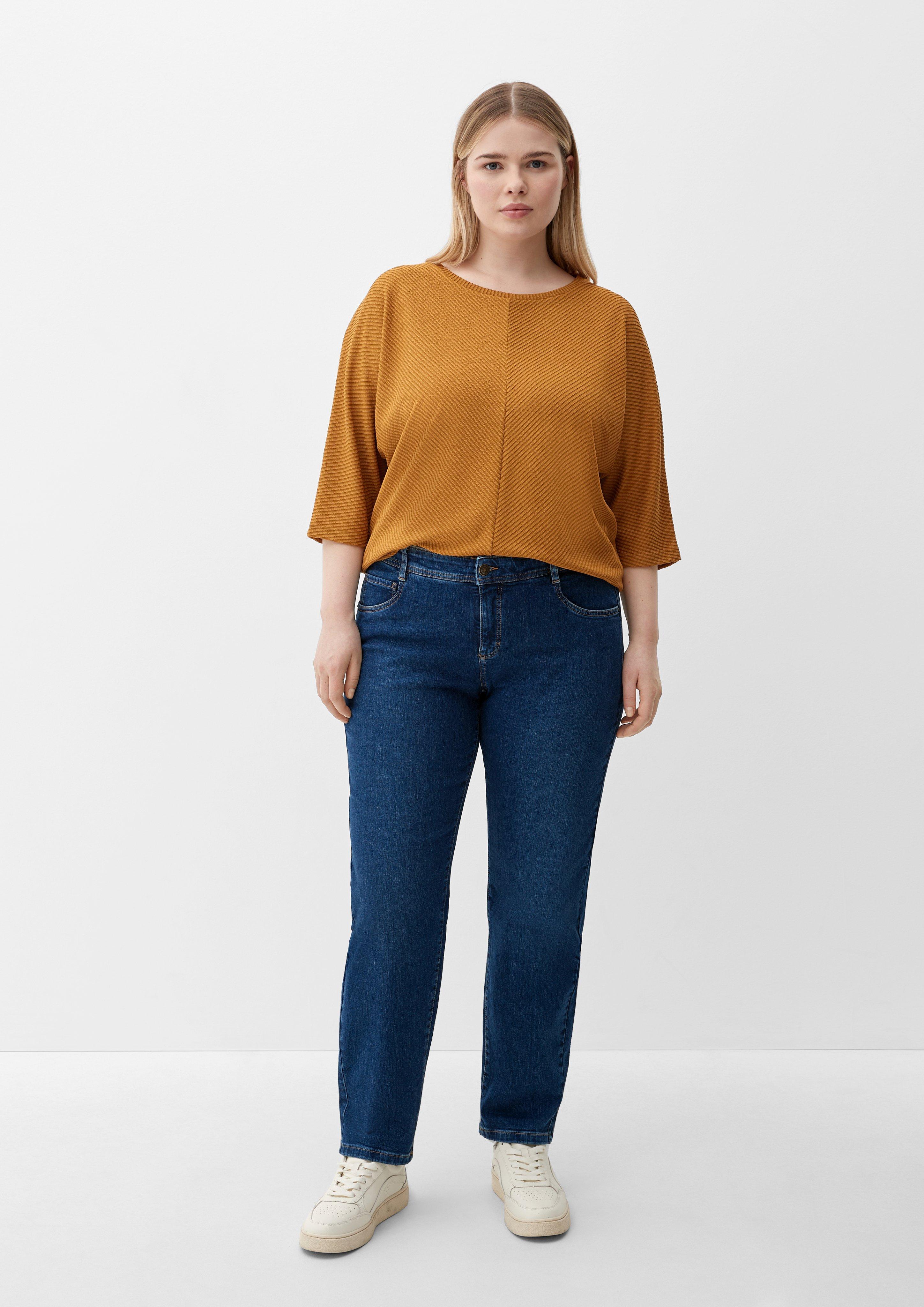 Jeans / Curvy Fit / Mid Rise / Straight Leg  2132018-57Z5