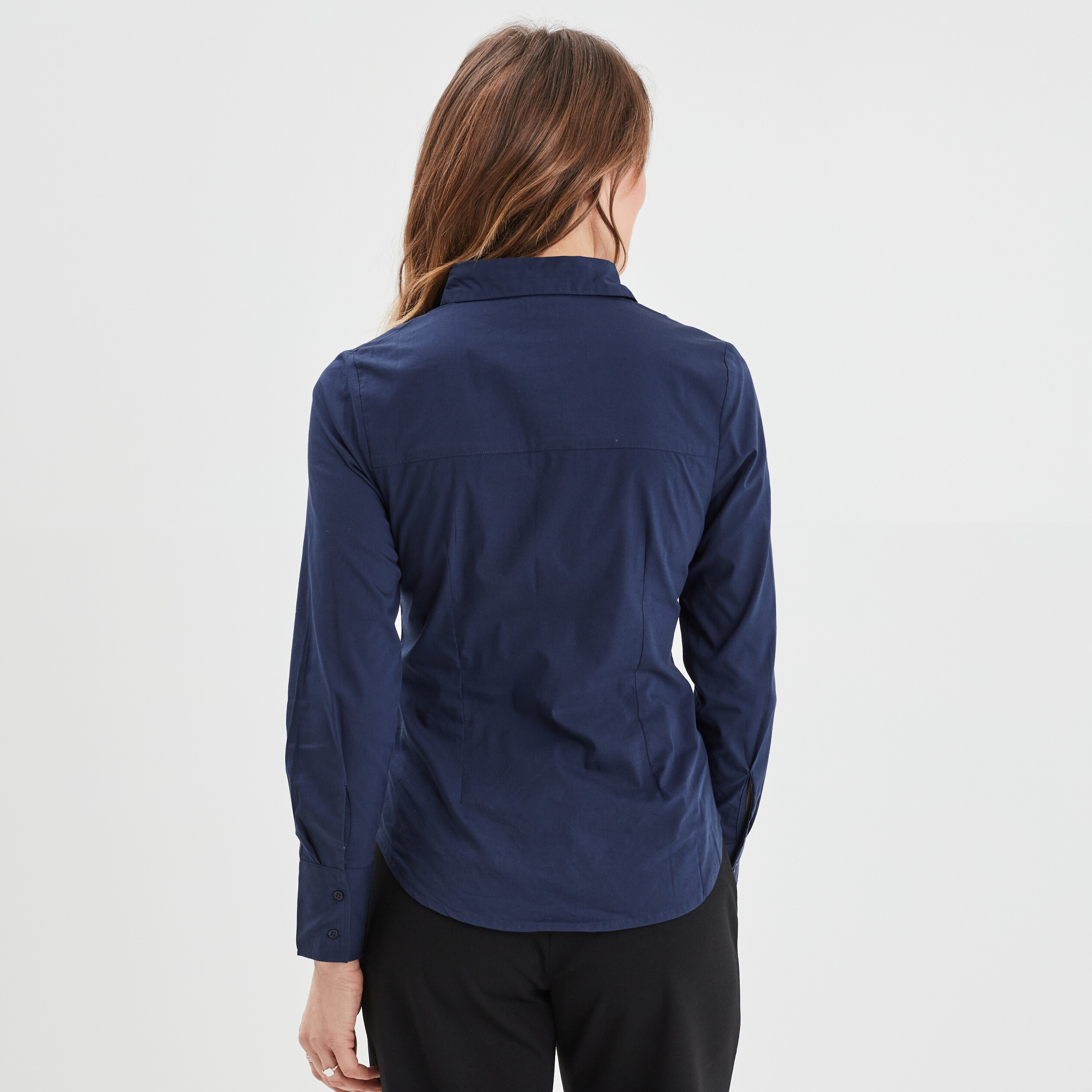 Chemise cintrée manches longues bleu marine femme | La Halle