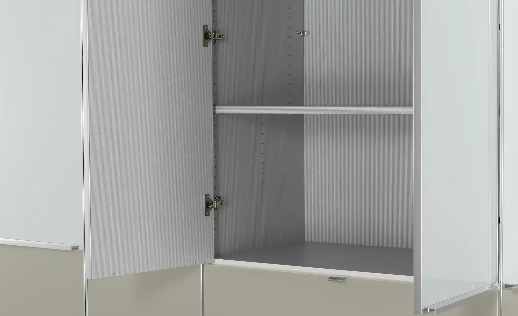 Drehtürenschrank