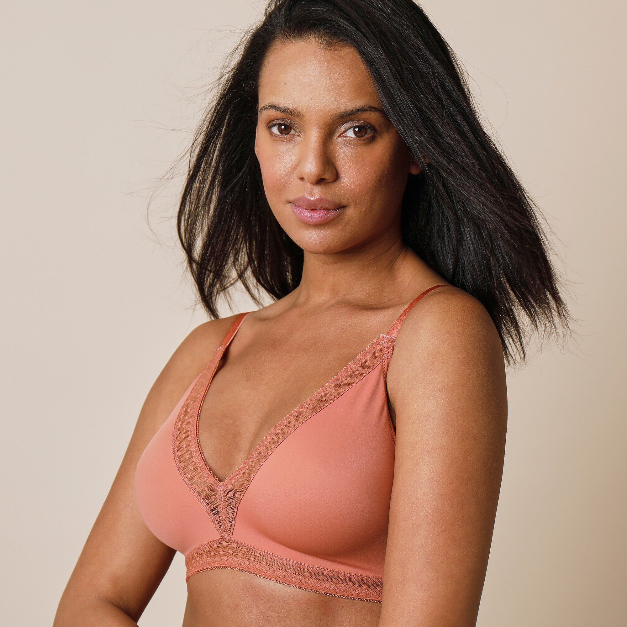 Soutien-gorge forme triangle bonnets moulés Paia- sans armatures