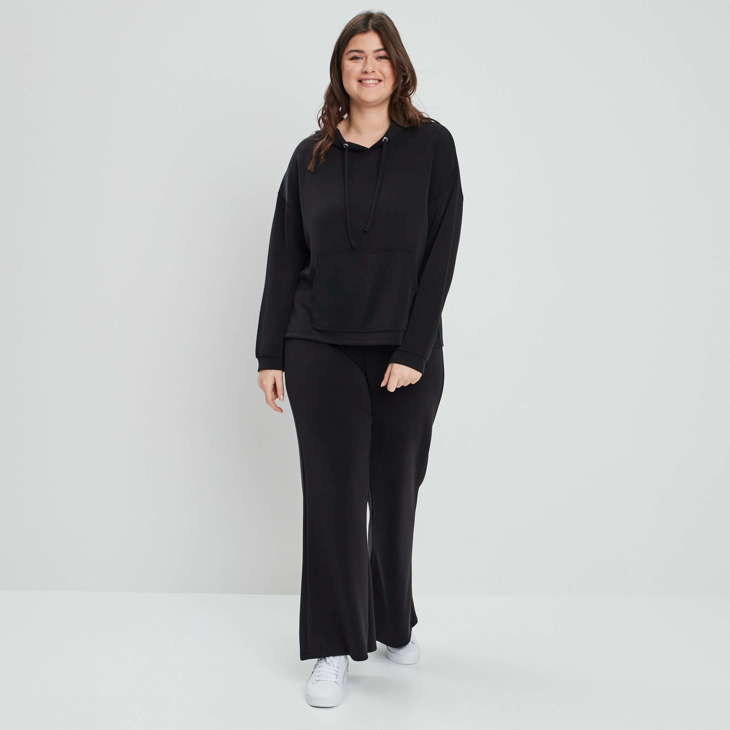 Sweat à capuche hoodie noir femme grande taille | La Halle