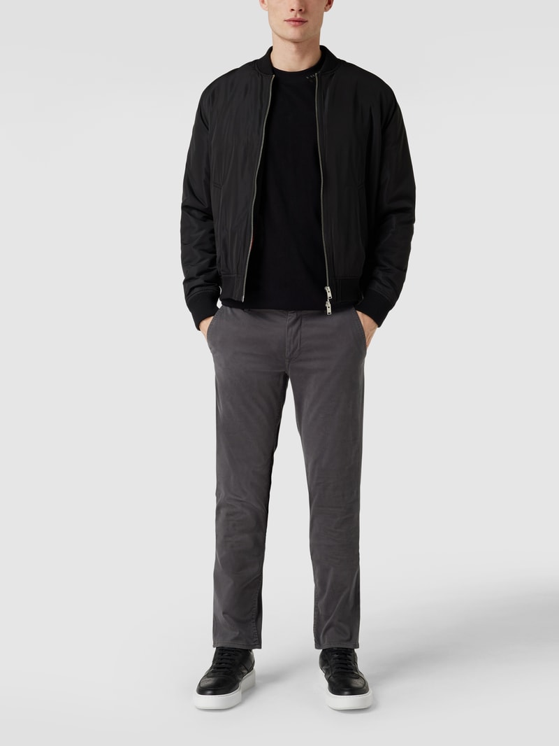 Slim Fit Chino mit Stretch-Anteil in anthrazit