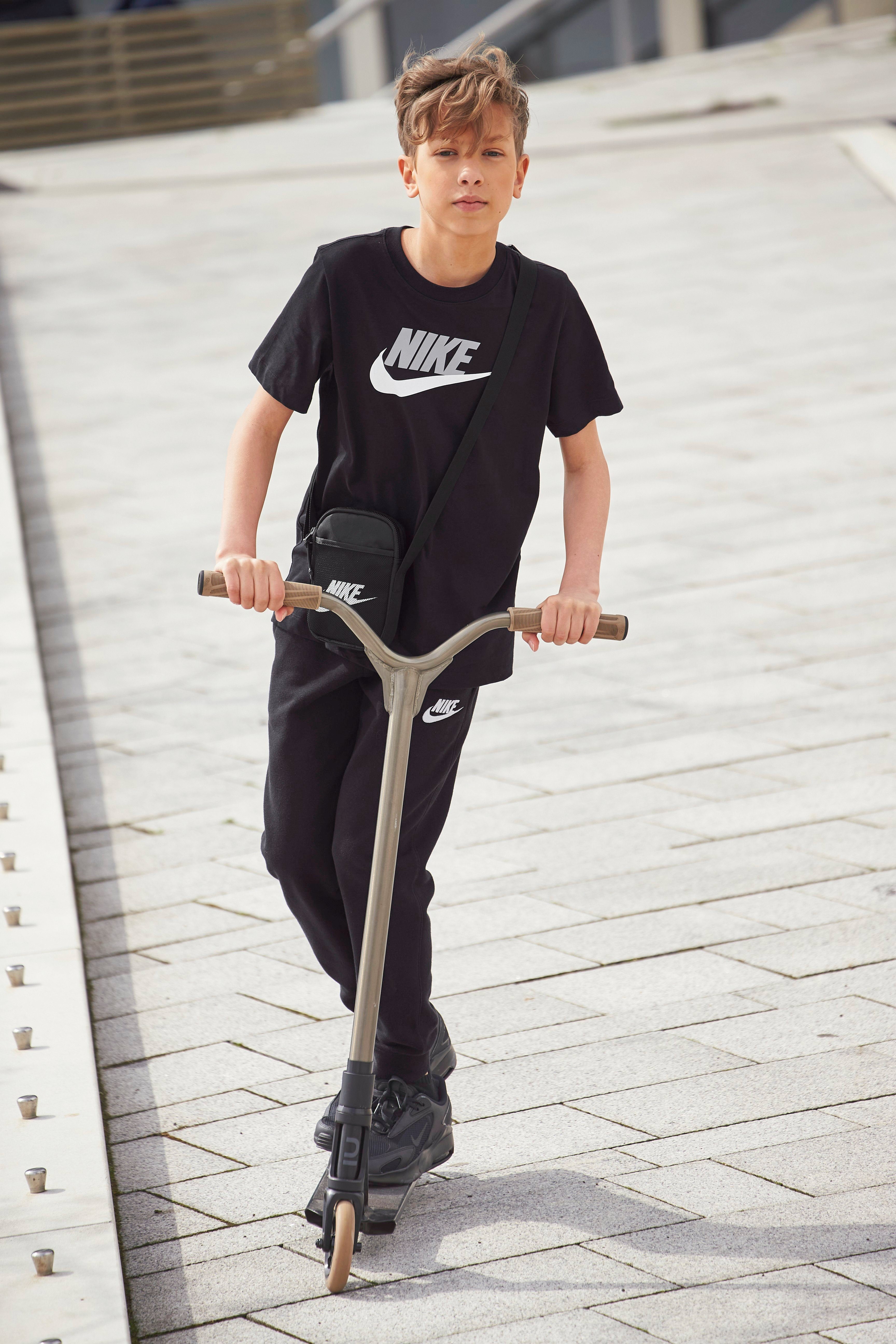 Nike Sportswear Umhängetasche Nike Sportswear Heritage Small Item