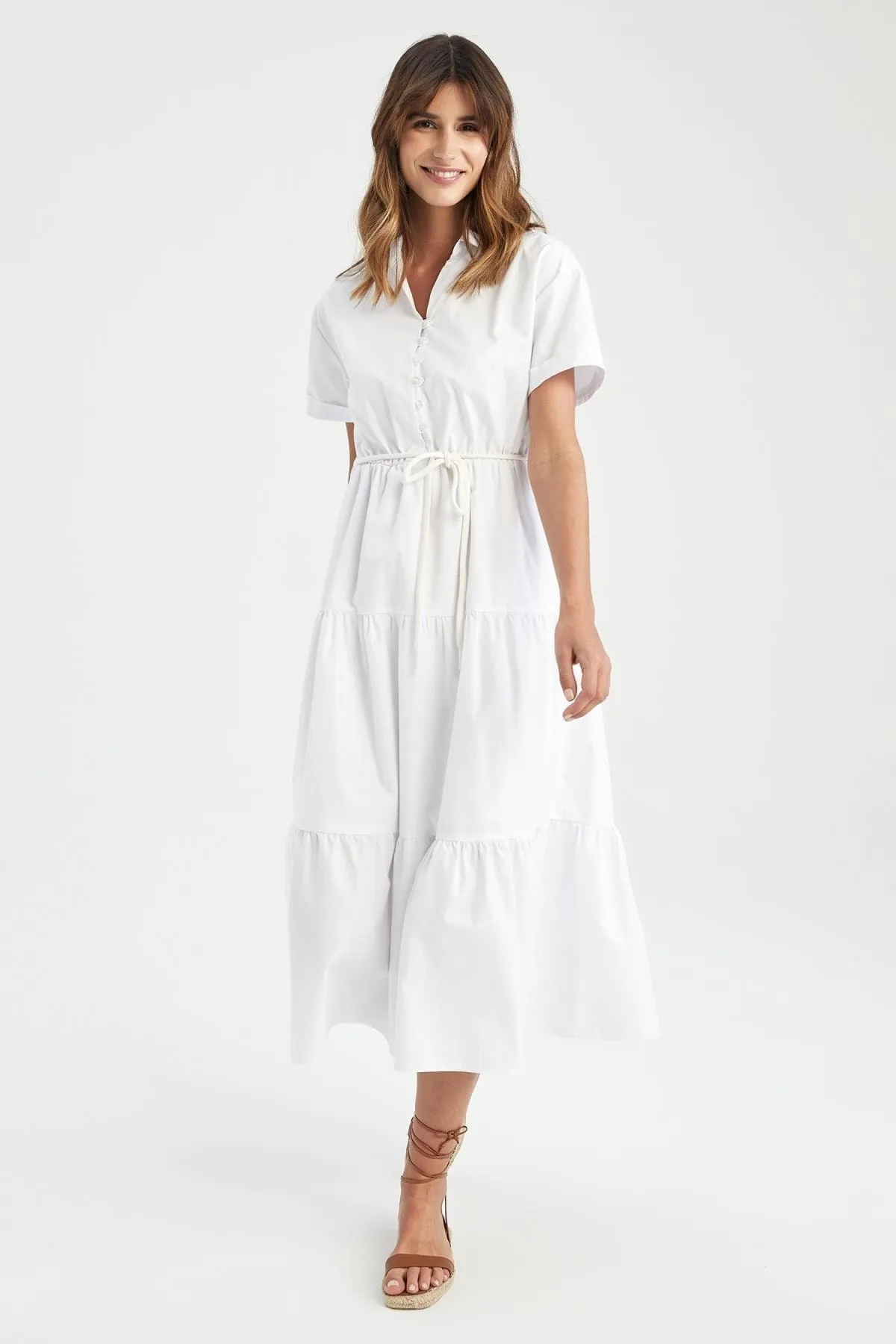 DeFacto  Kurzarmkleid aus 100 % gewebter Popeline mit Hemdkragen und Futter