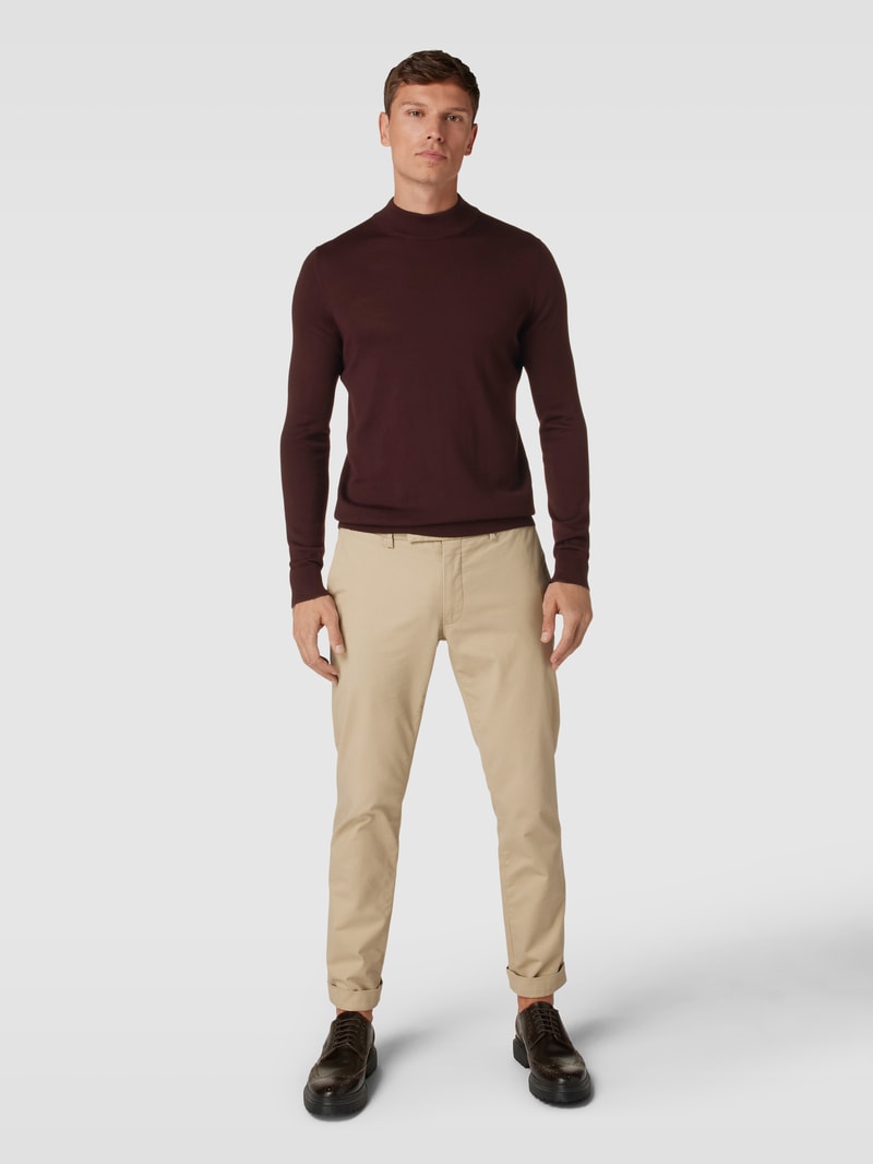 Strickpullover mit Rollkragen in bordeaux rot