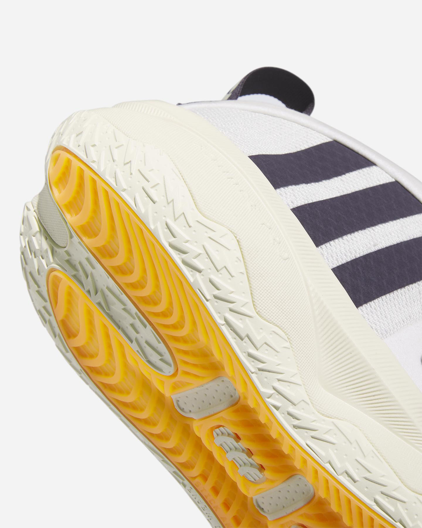 Pantofi sport Adidas Dame 8 Extply M IF1507