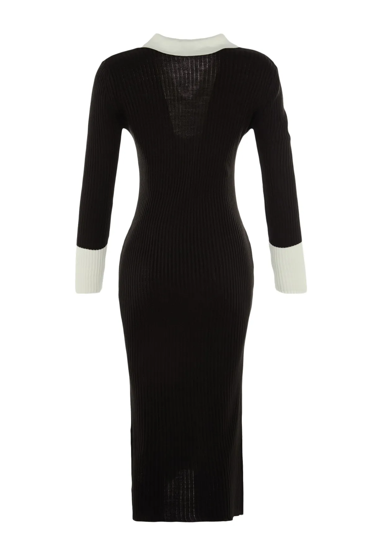 Trendyol Collection  Schwarzes Midi-Strickkleid mit Farbblockmuster TWOAW23EL00024