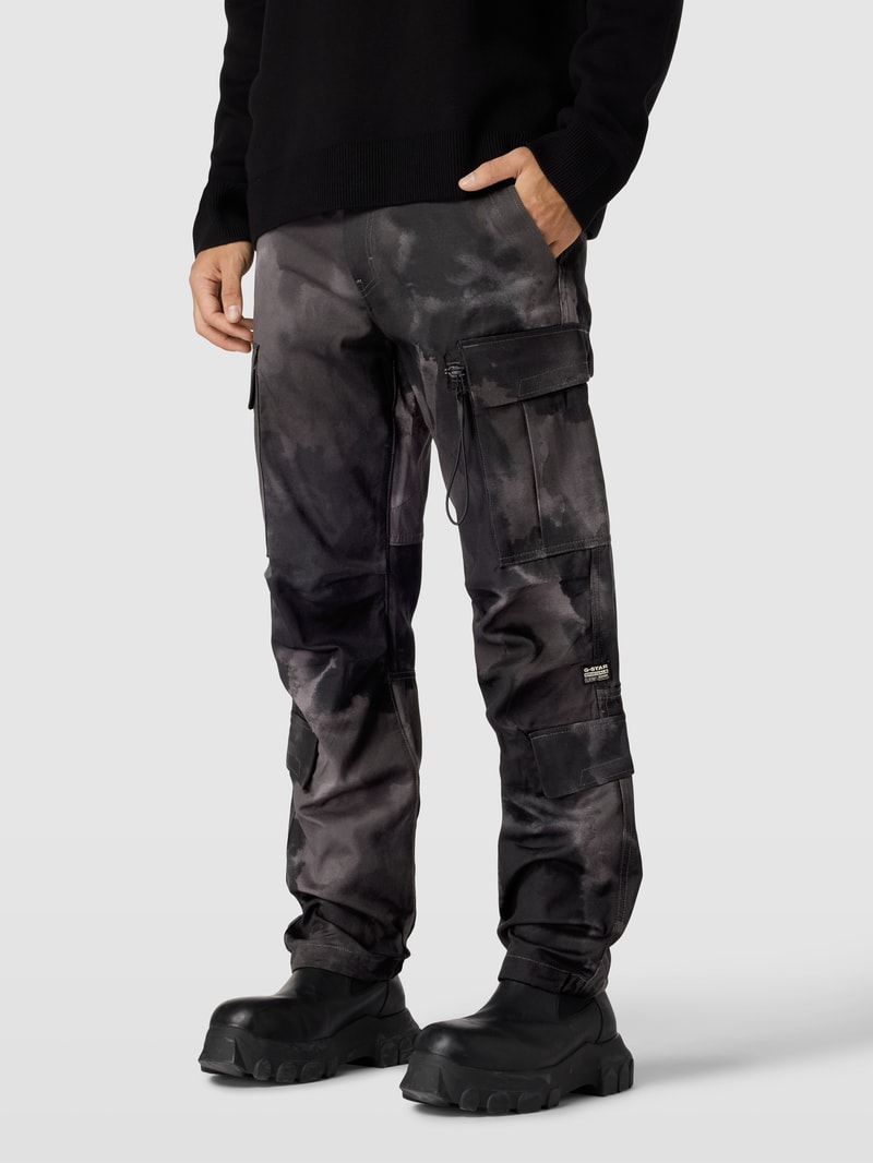 Cargohose mit Cargotaschen in schwarz