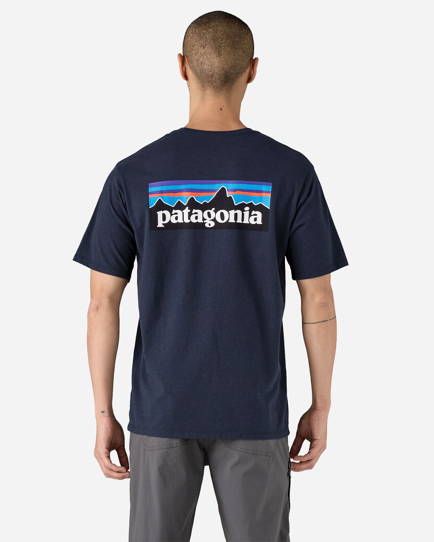 Tričko Patagonia P-6 Logo Responsibili M 38504-NENA