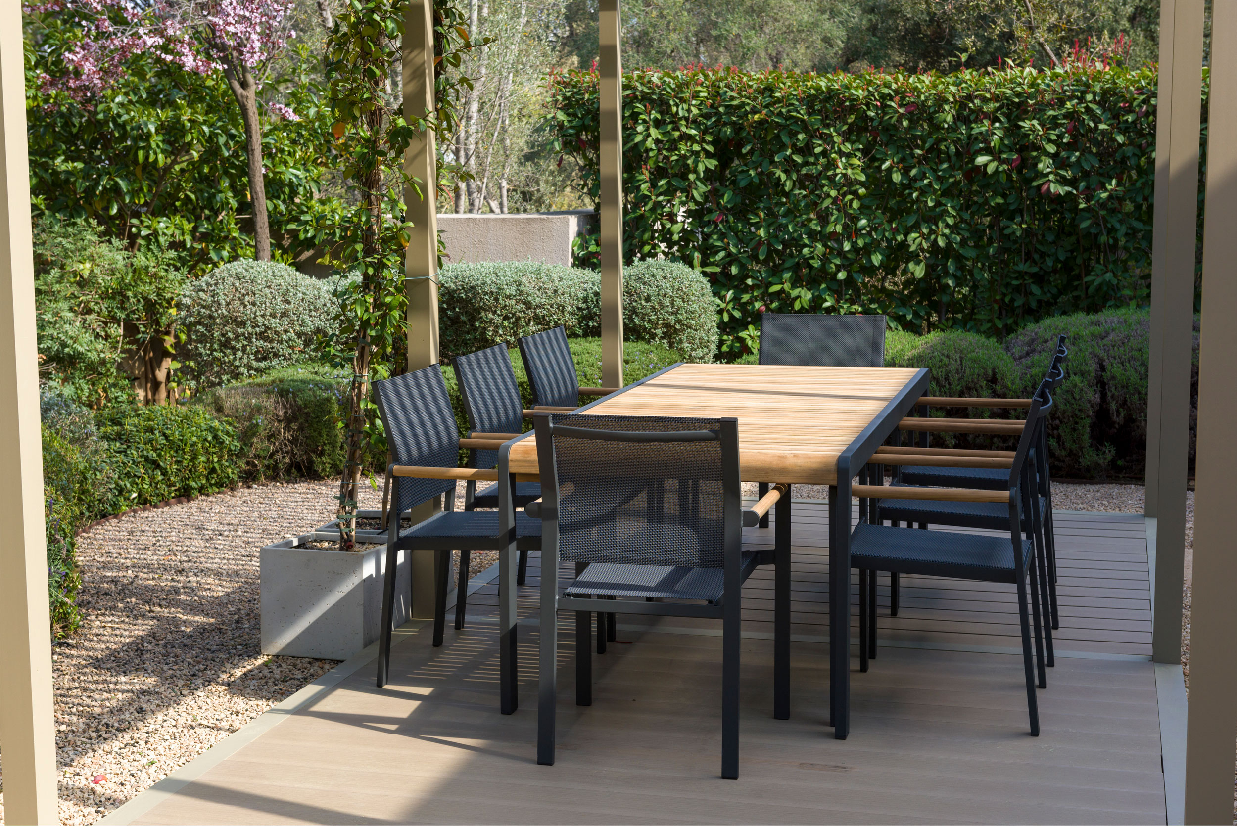 OUTDOORTisch
