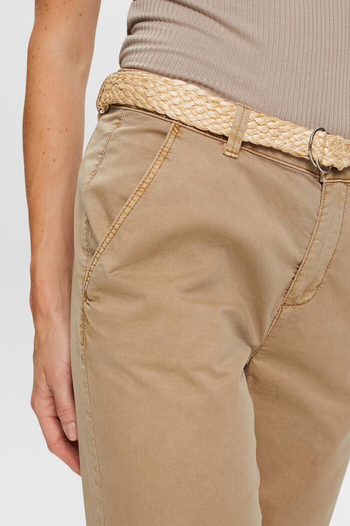 Chinohose mit Gürtel
