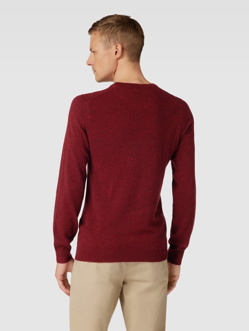 Strickpullover in melierter Optik in kirschrot meliert
