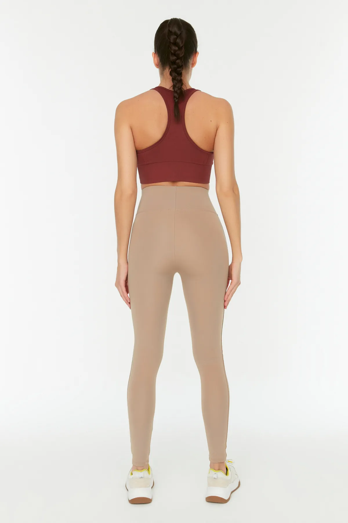 Trendyol Collection  Kamelfarbene, elastische Sport-Leggings mit breiter Taille und extra Erholung in voller Länge, gestrickt, TWOAW21TA0029