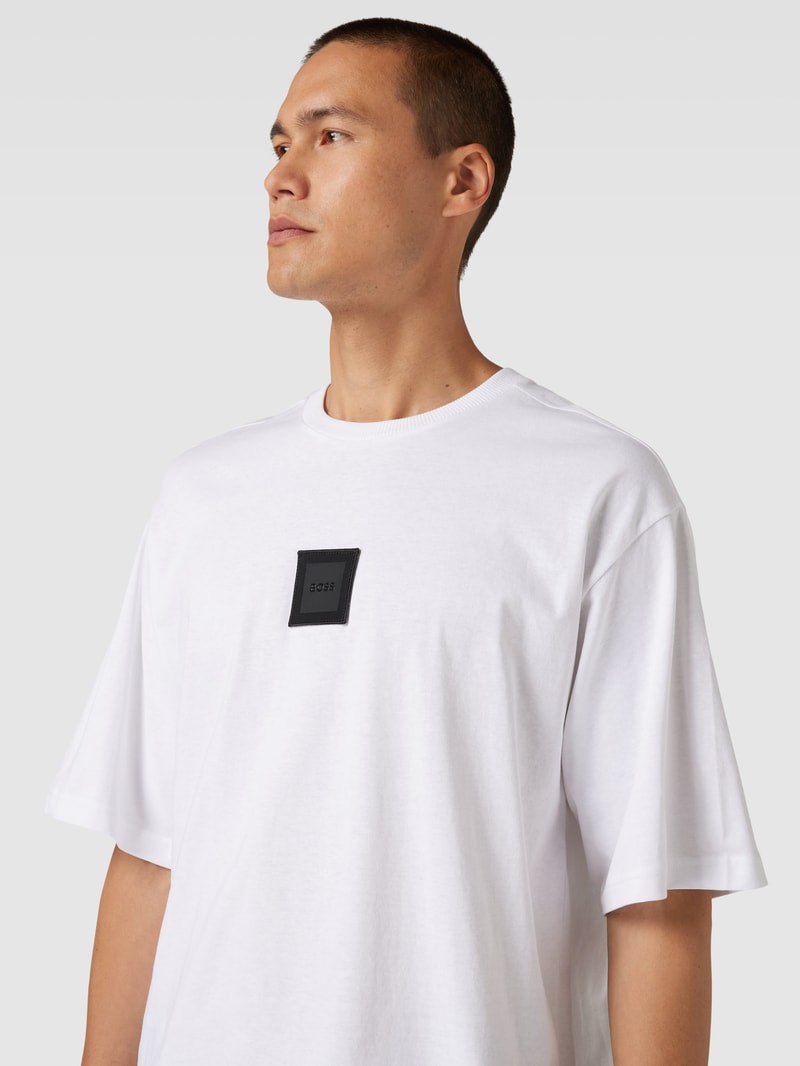 Oversized T-Shirt mit Label-Detail Modell 'Talboa Lotus' in weiß