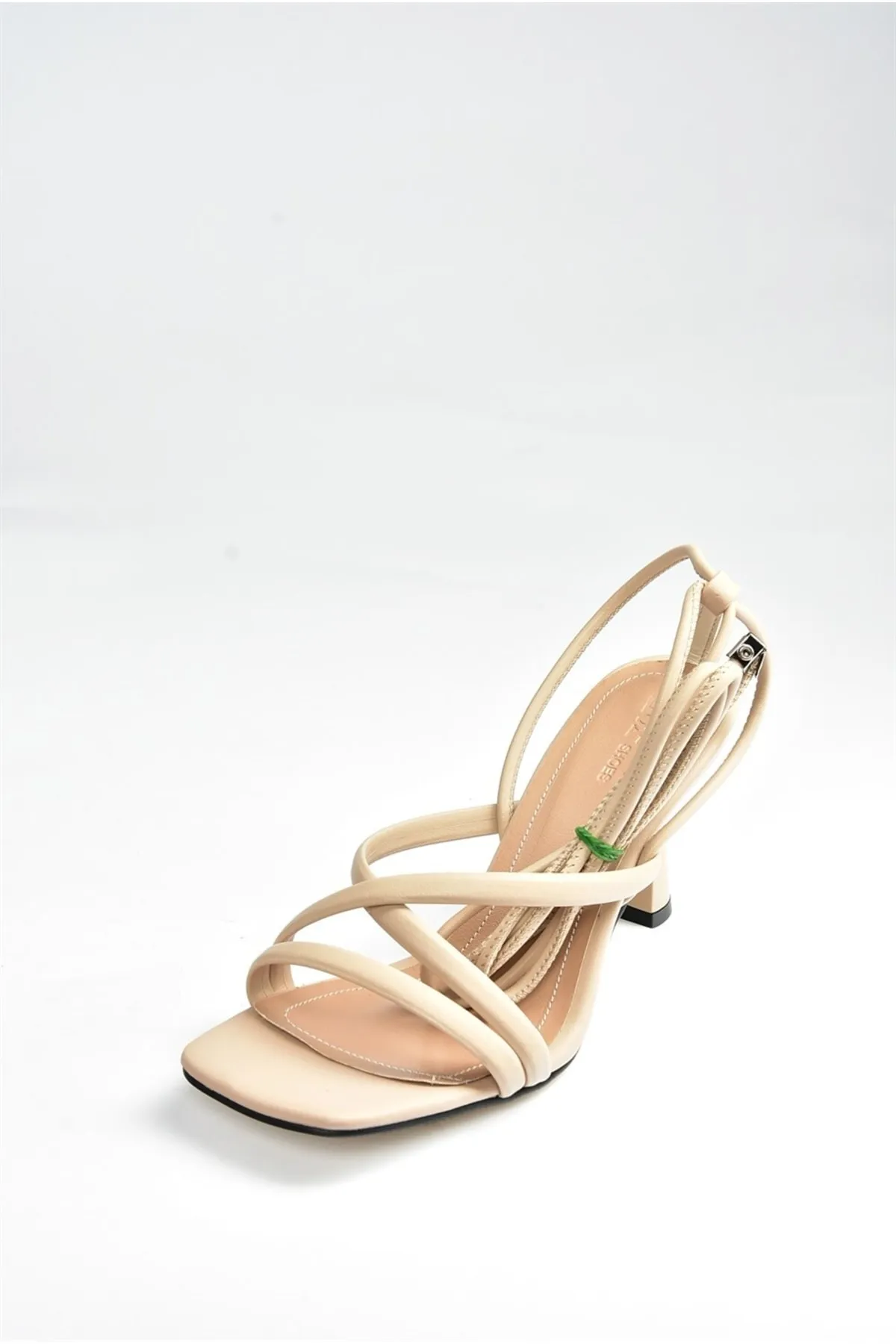 Fox Shoes  Damen-Lederschuhe mit Knöchelriemen und Absatz K404070209
