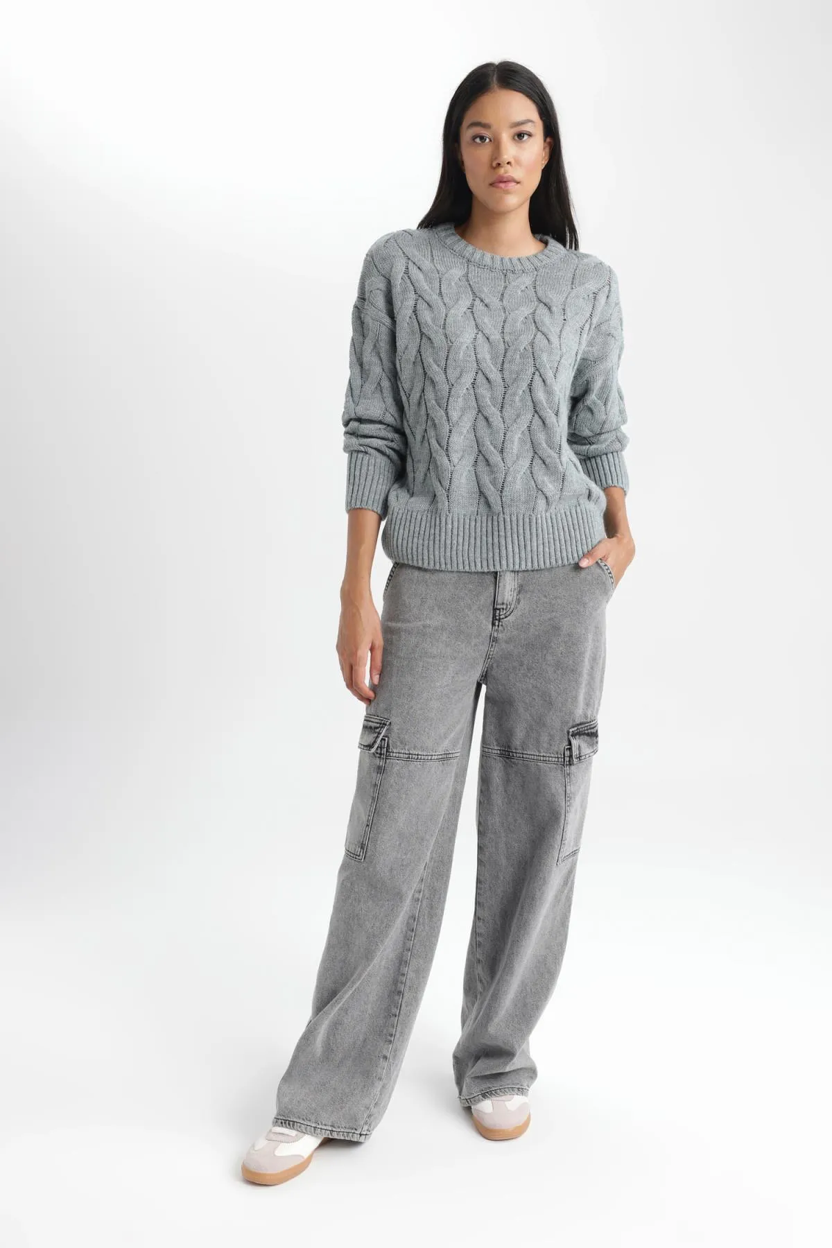 DeFacto  Pullover mit Rundhalsausschnitt und Oversize-Passform Z7104az23wn