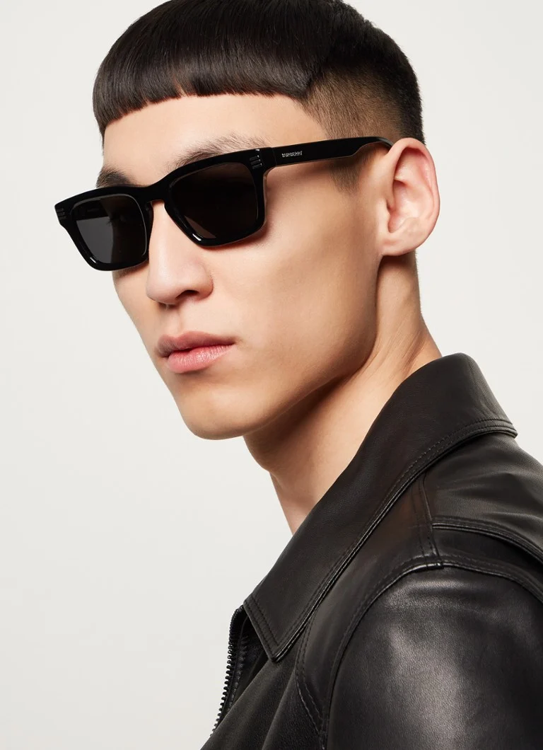 Burberry  Wayfarer zonnebril BE4403