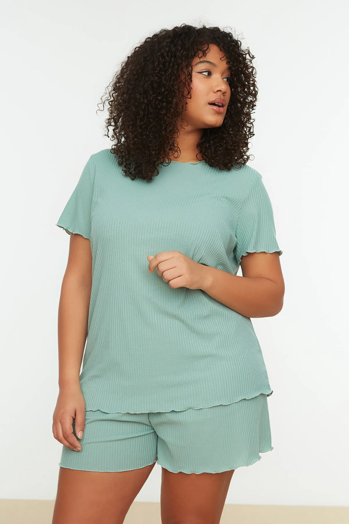 Trendyol Curve  Mintfarbenes Strick-Pyjama-Set TBSSS22PT0216