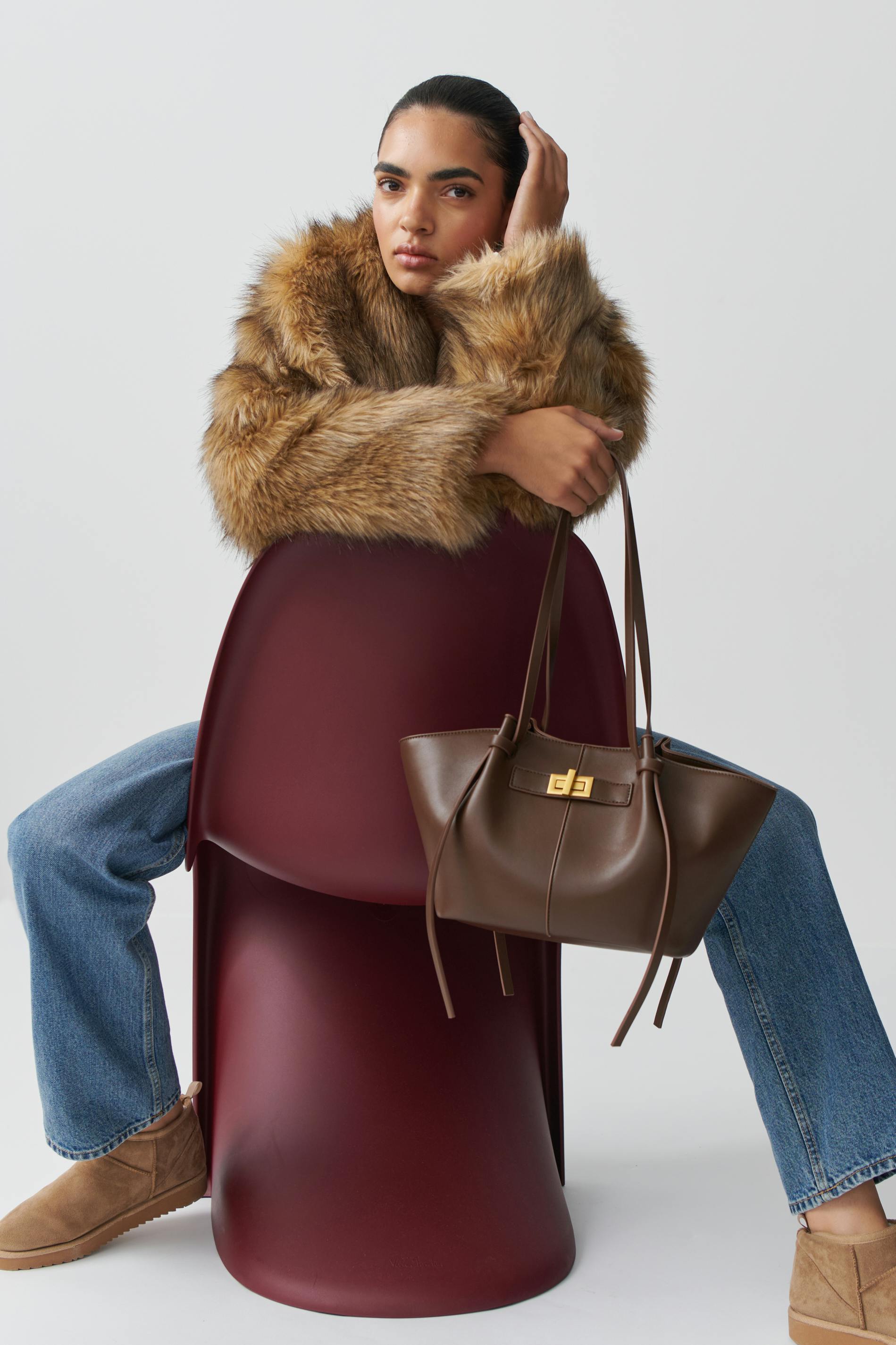 Midi long strap bag