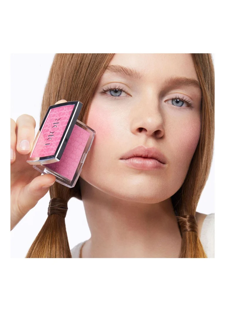 DIOR Rosy Glow – róż ożywiający kolor