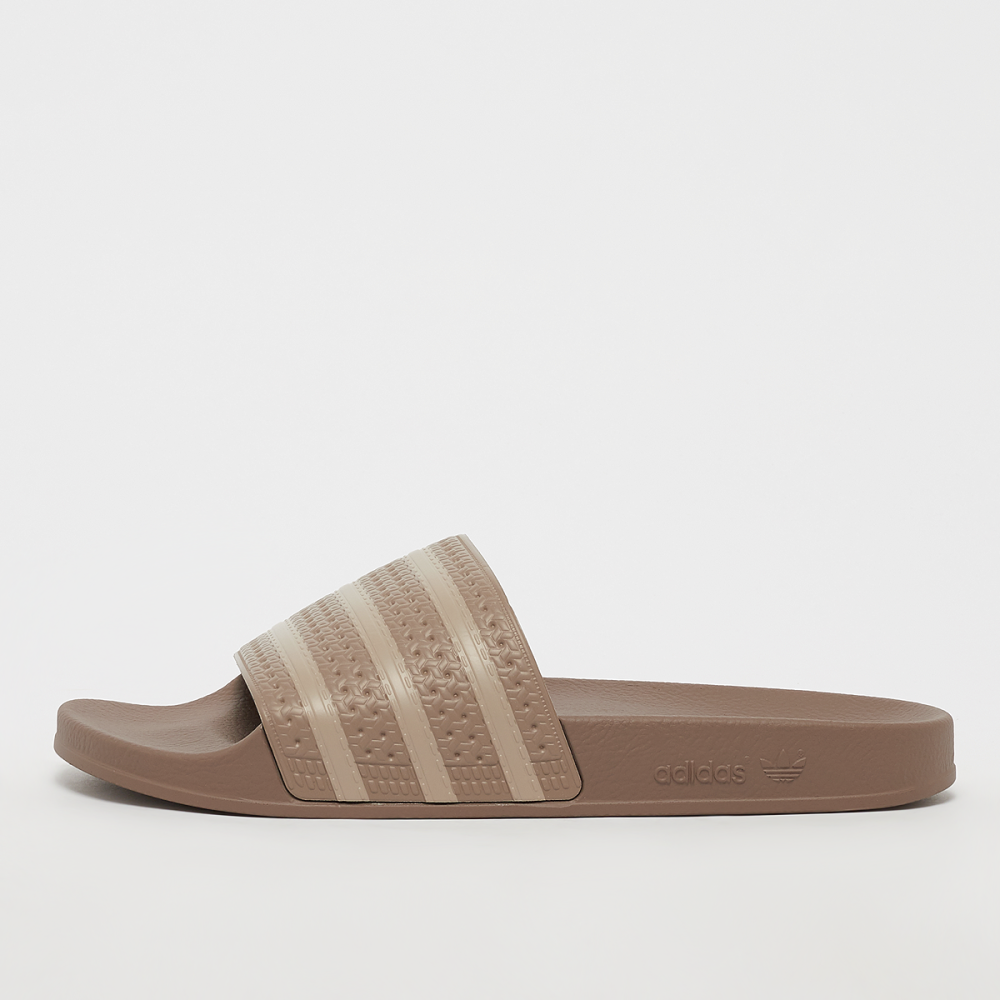adidas adilette Badelatschen HQ1426 / braun
