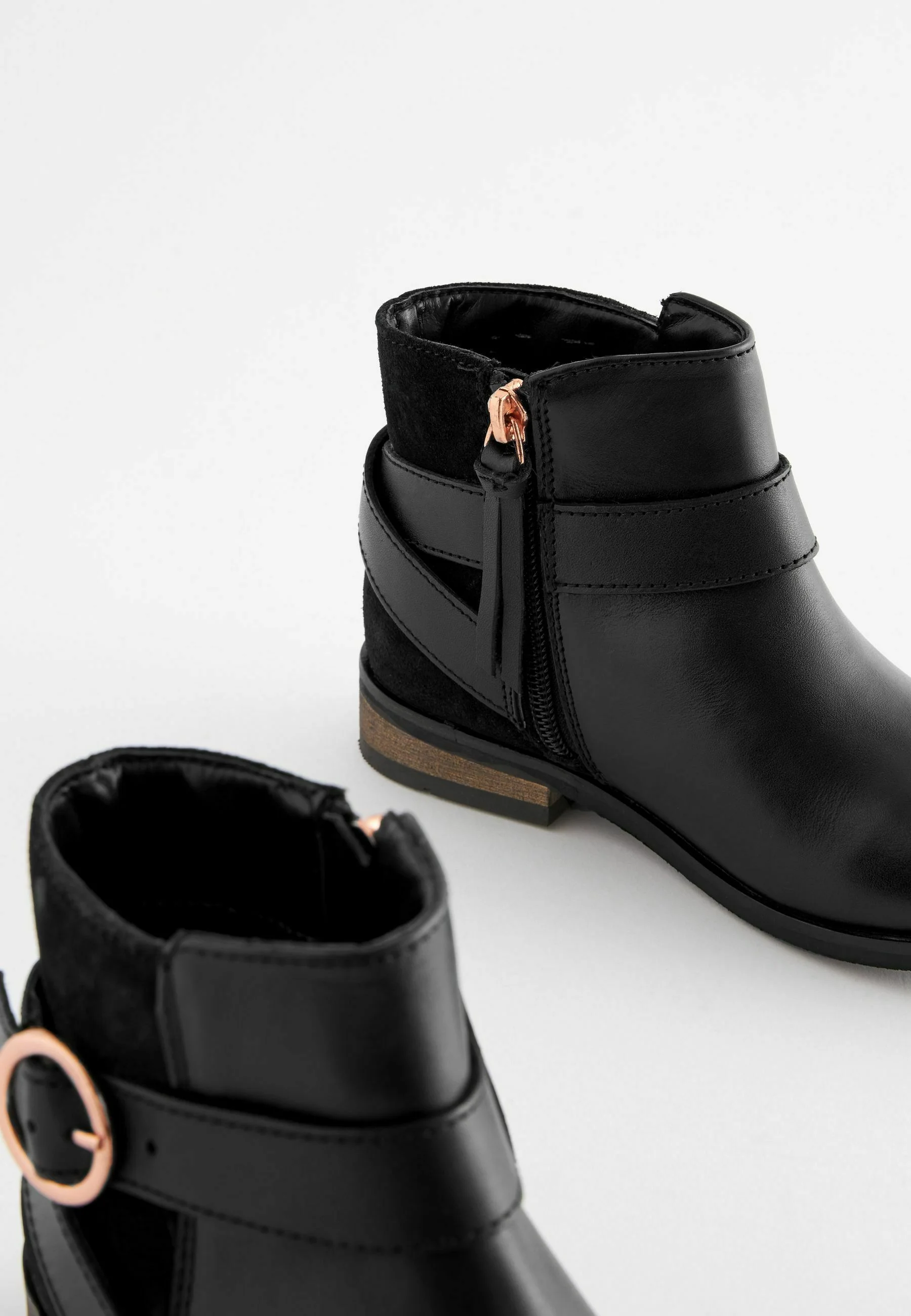 Next FIT - Botines